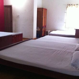 Hotel Sree Saravana Bhavan, Mettupalayam 2